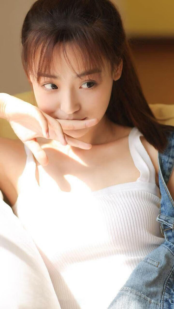 乌拉圭队在巴黎奥运会比赛中展现出高效的传球配合,乌拉圭足球奥运会