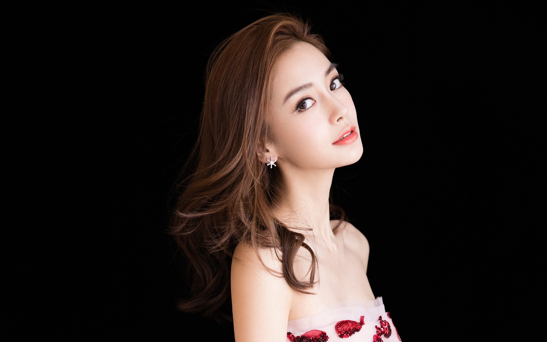 兰斯豪胜安格斯,期待在接下来比赛继续称霸,兰斯豪泽尔萌娘百科