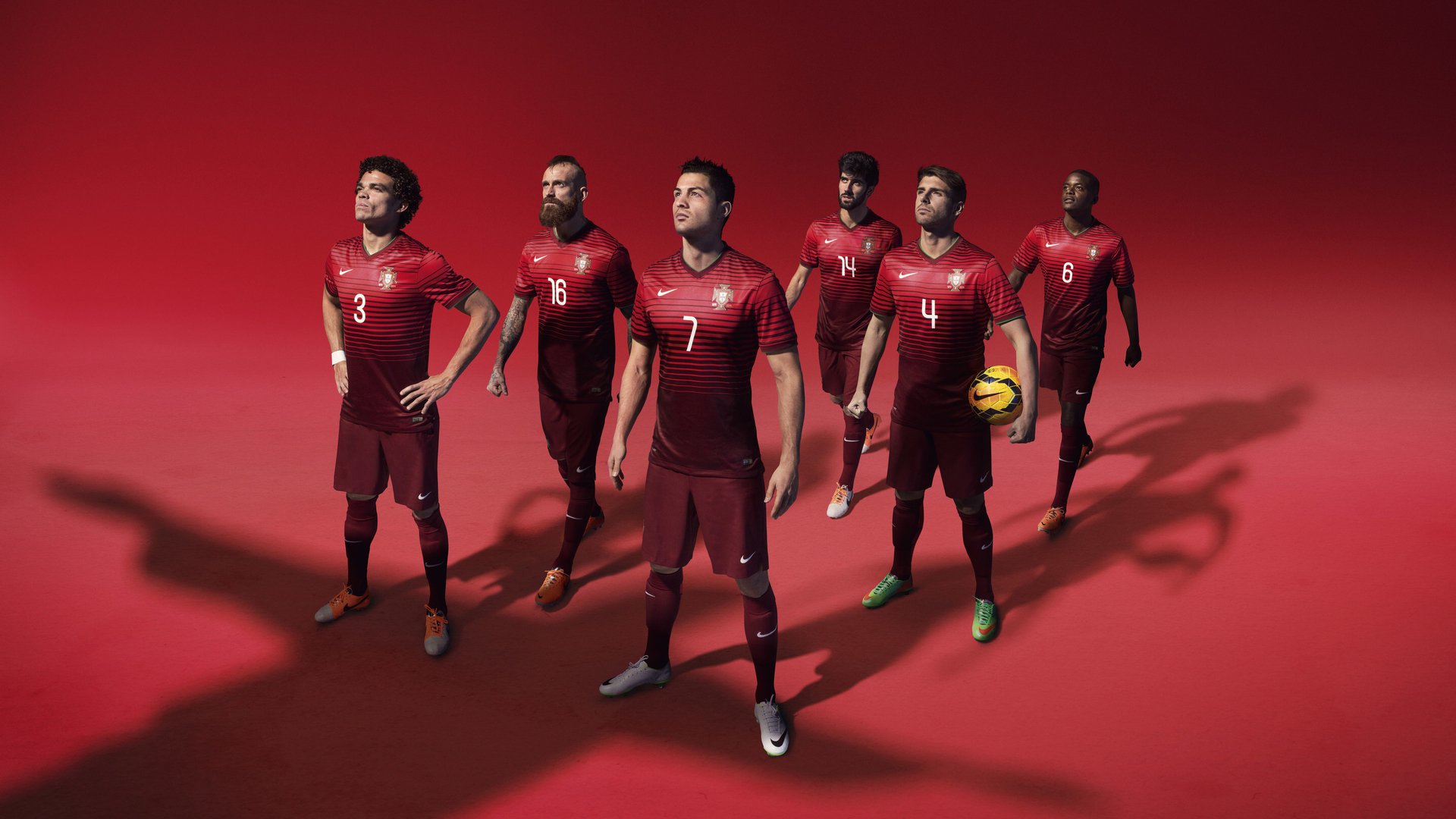 九游电脑版-南安普顿中场球员出色发挥，球队取得胜利，南安普顿出的球星