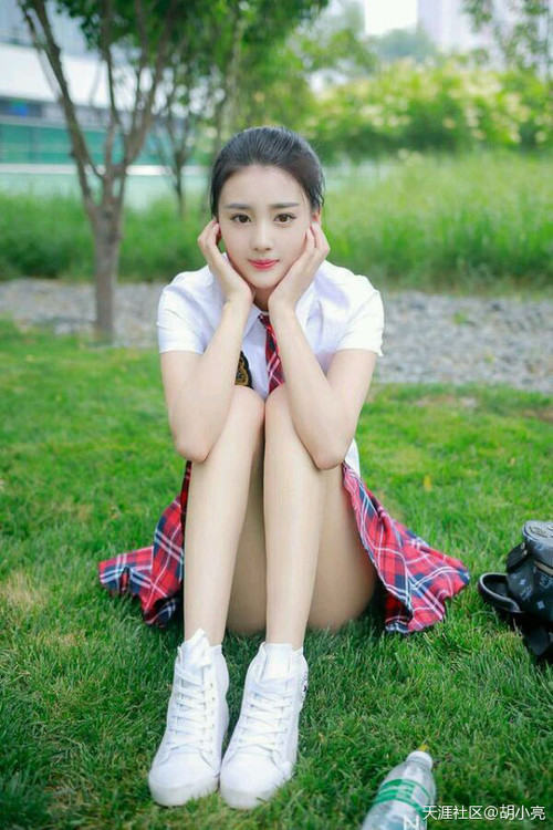 国足备战国际赛事,战术多样化显成效,国足 备战